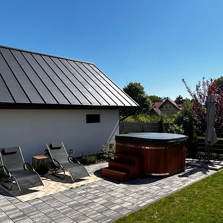 Lake Houselubniewice Domek Caloroczny Z Jacuzzi Blisko Jeziora Bagian luar foto